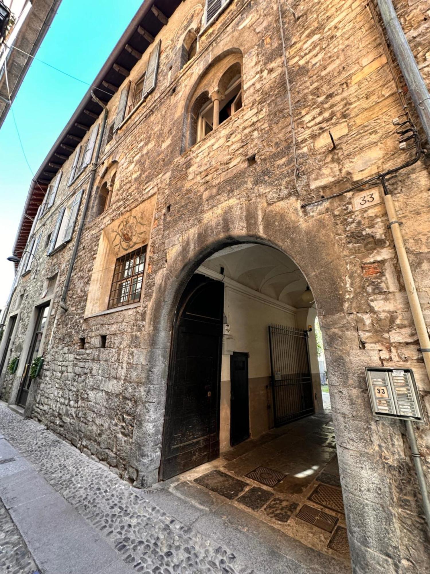 Domus Cortesella Côme Esterno foto